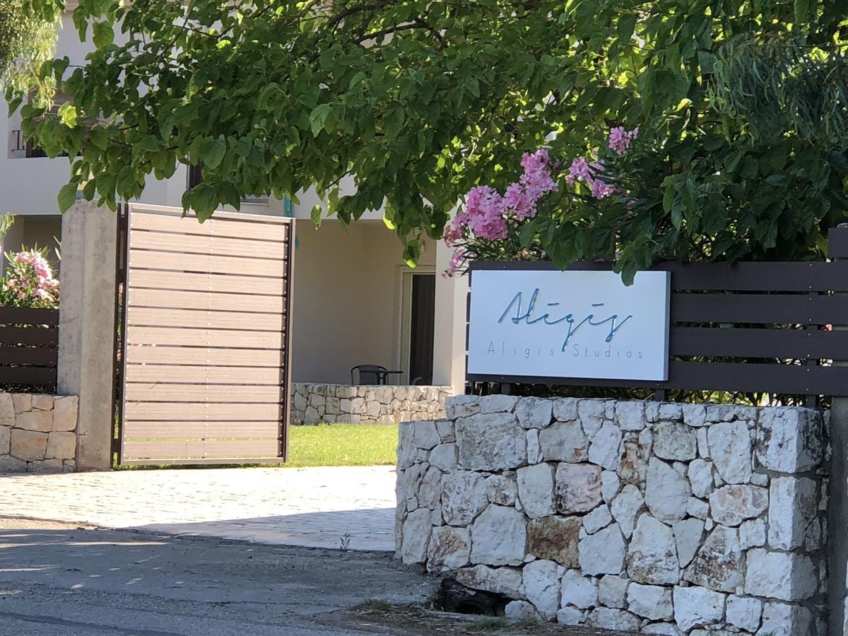 Aligis Studios Κατελειός Εξωτερικό φωτογραφία